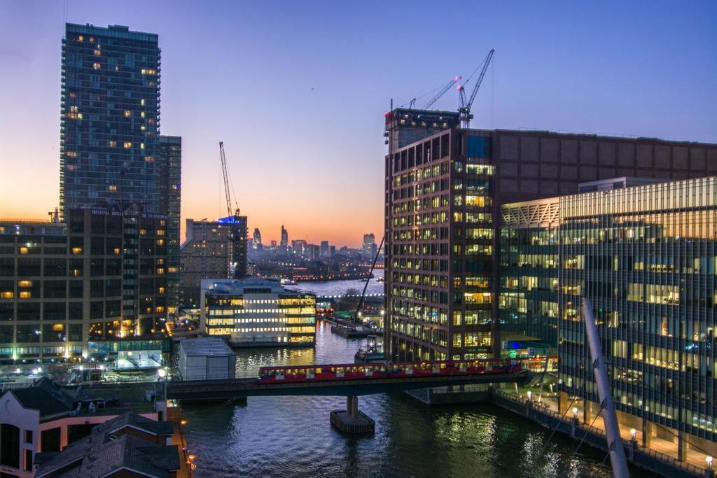 Canary Wharf - Corporate River View Apartments London Eksteriør bilde